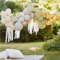 Balloon Arch with Streamers and Leaves 