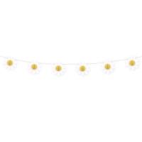 Daisy Garland with 3D honeycomb